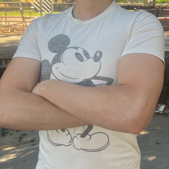 DISNEY MICKEY MOUSE MEN T SHIRT VINTAGE DISTRESSED HAPPY FACE SMILE PROUD PRIDE - Picture 5 of 16